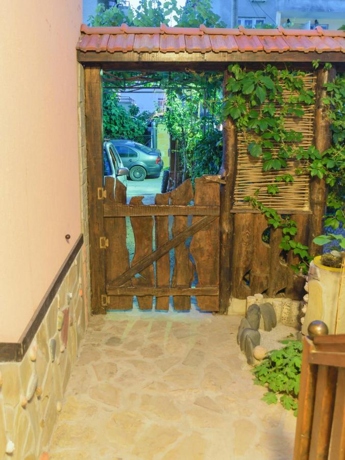 Holiday House Gendar, Черноморец Экстерьер фото